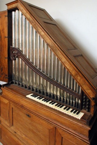 Leggi altro - Positivo ad ala